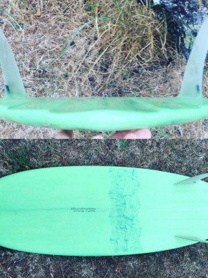 Roundpin Twin Surfboard - bottom view